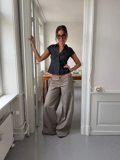 Maison Vea - Trousers with button details